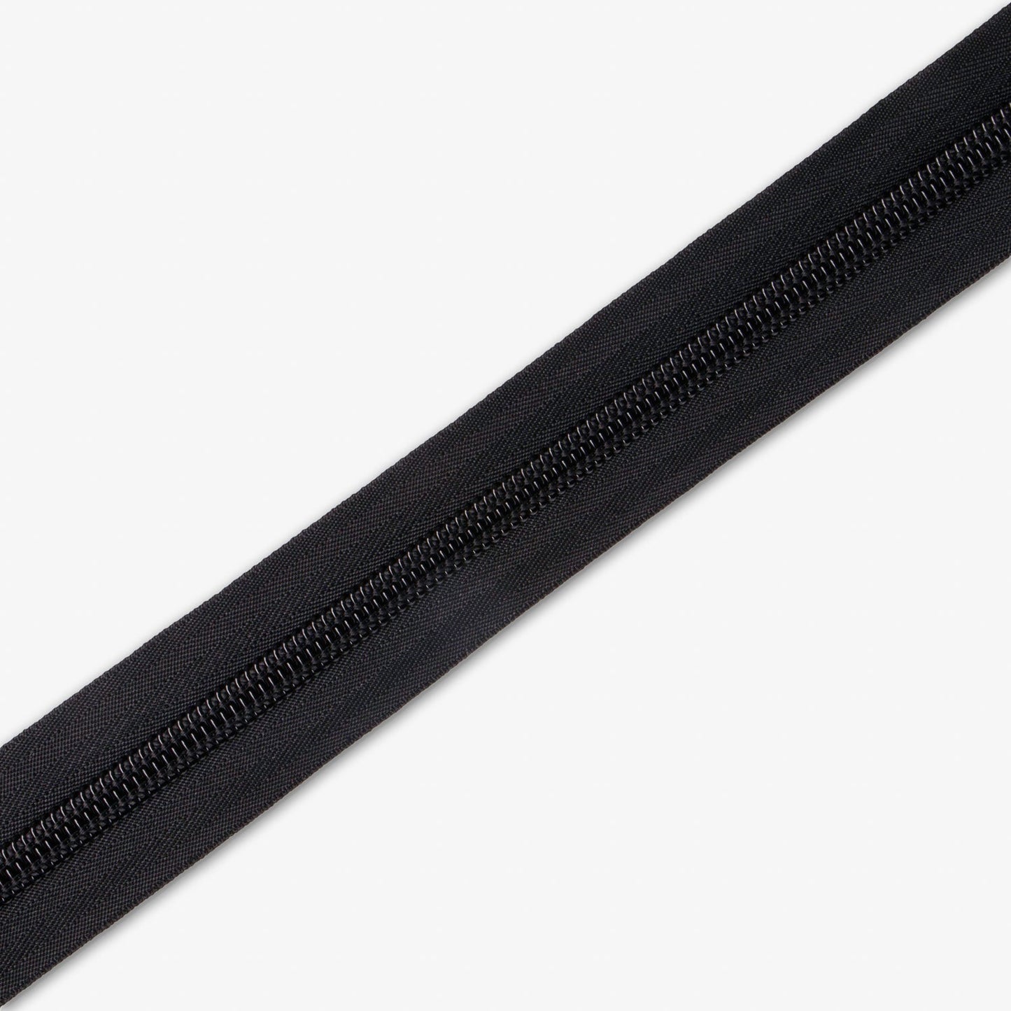 Zip Chain Type 10 Black C310