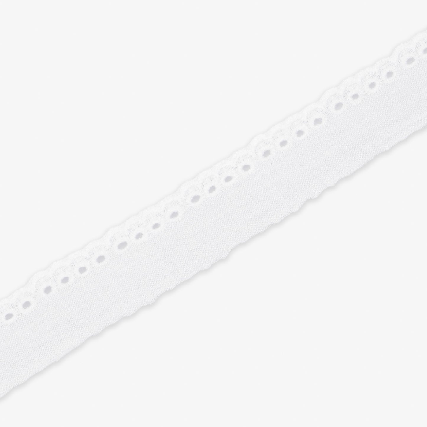 Lace Anglaise White Art. (NYA36)