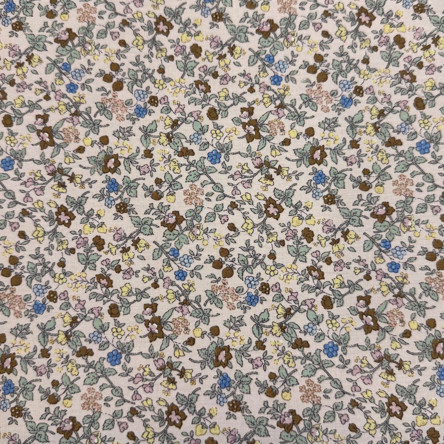 Cotton Quilting Des 10 - Ragland Fabrics