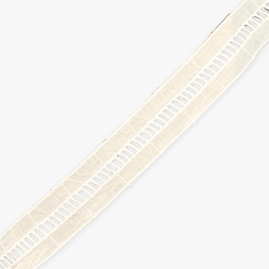 Lace Anglaise Cream Art. (LA14) - Ragland Fabrics